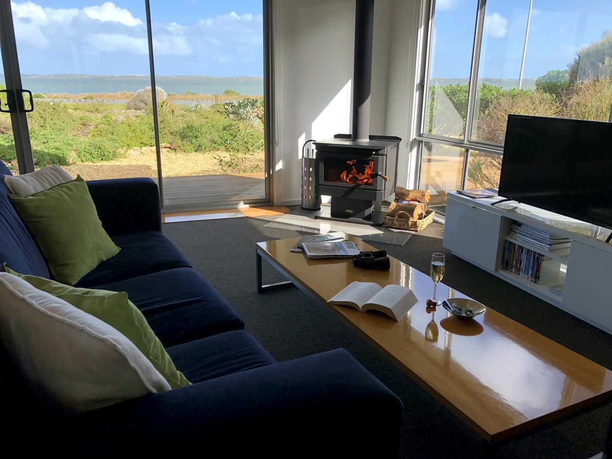 Вілла Coorong Waterfront Retreat Meningie Екстер'єр фото