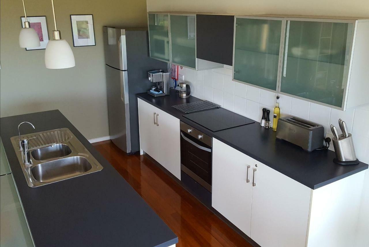 Вілла Coorong Waterfront Retreat Meningie Екстер'єр фото